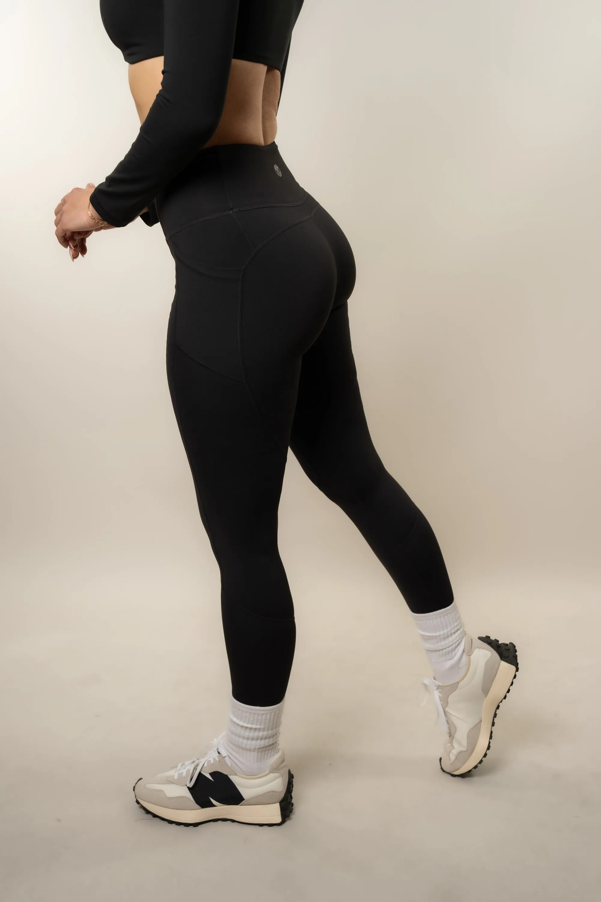 Tall 30" Effortless Heart Booty Leggings - Black