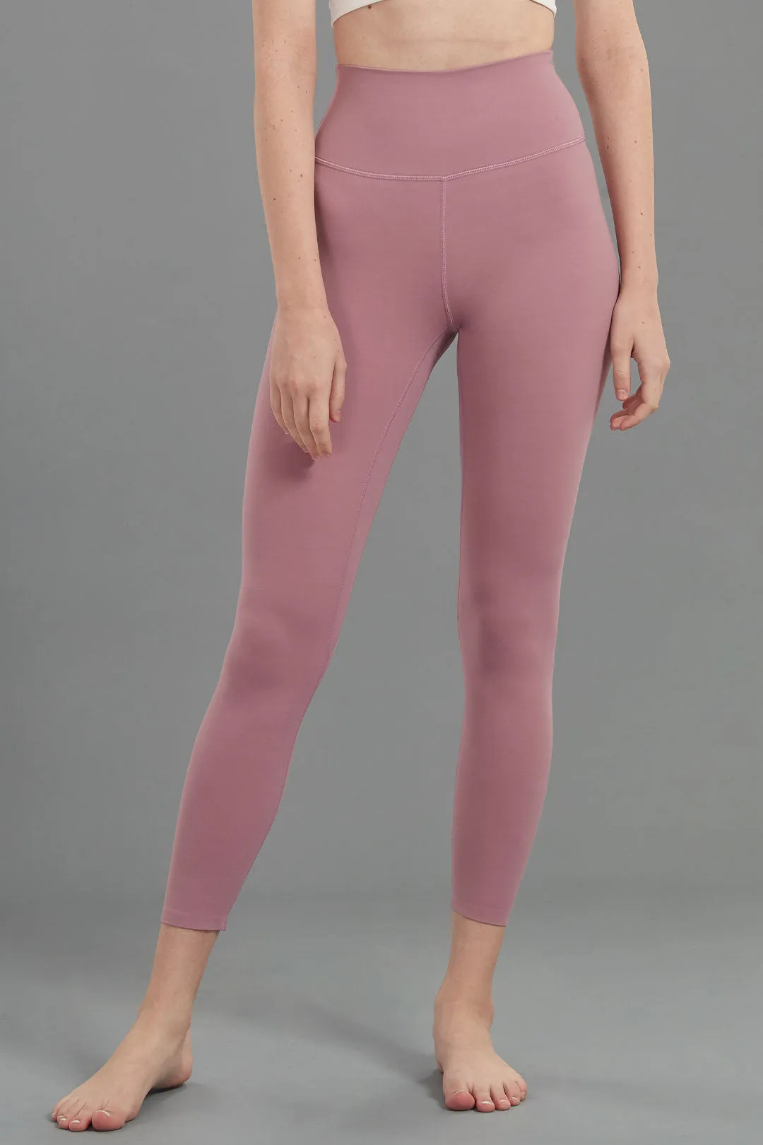 Ultra Soft Seamless High-Waist Plain Legging 25"