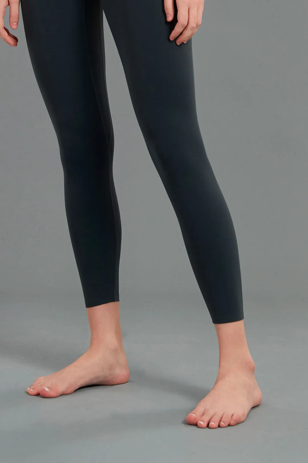 Ultra Soft Seamless High-Waist Plain Legging 25"