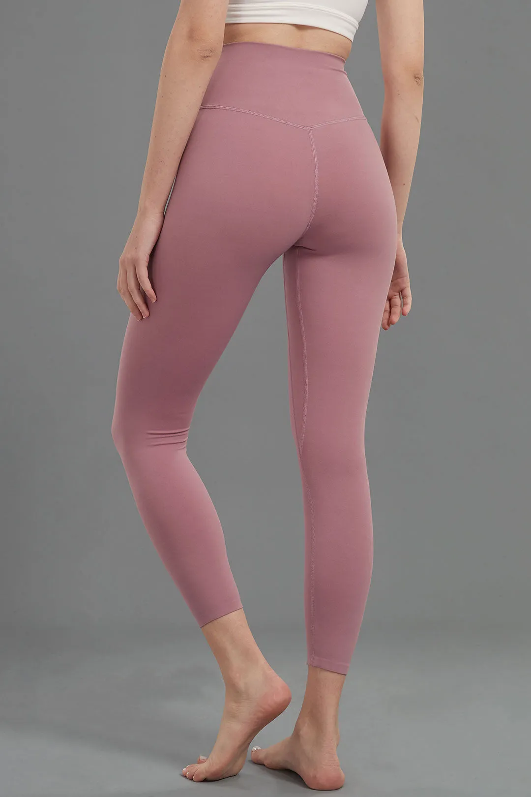 Ultra Soft Seamless High-Waist Plain Legging 25"