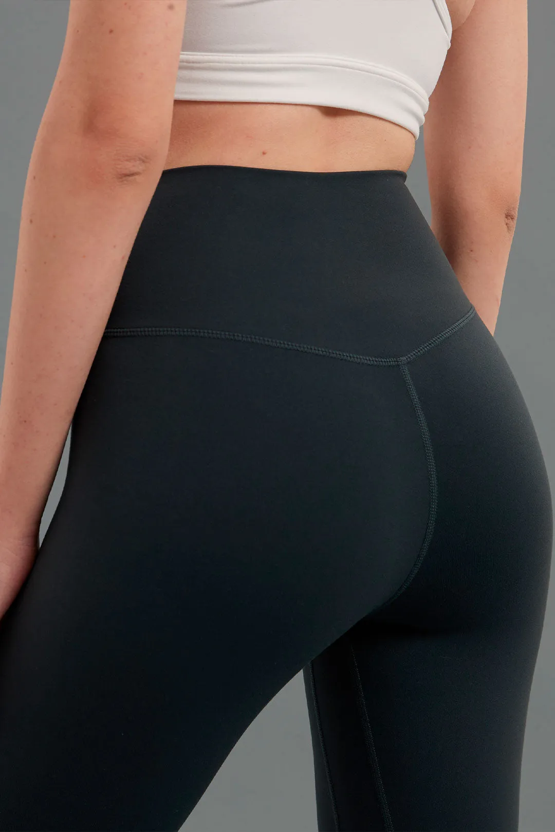 Ultra Soft Seamless High-Waist Plain Legging 25"