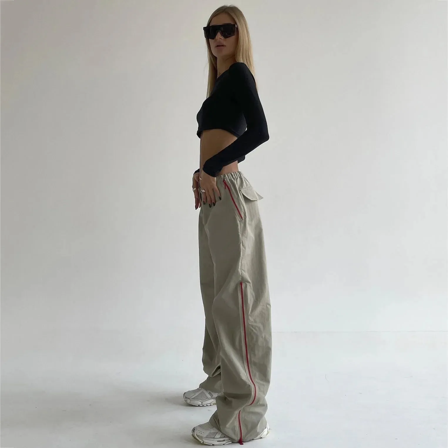 Wide Leg Pants with Color Contrast Zipper Design